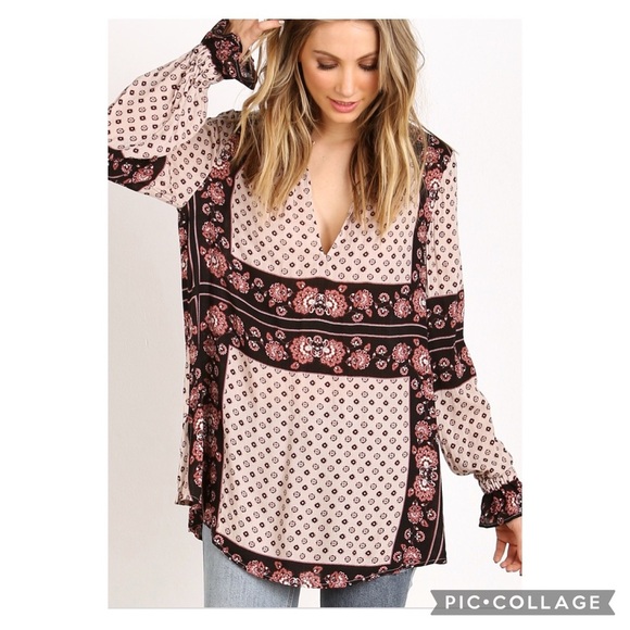 Free People Tops - Free People Changing Times Floral Print Blouse Size XS